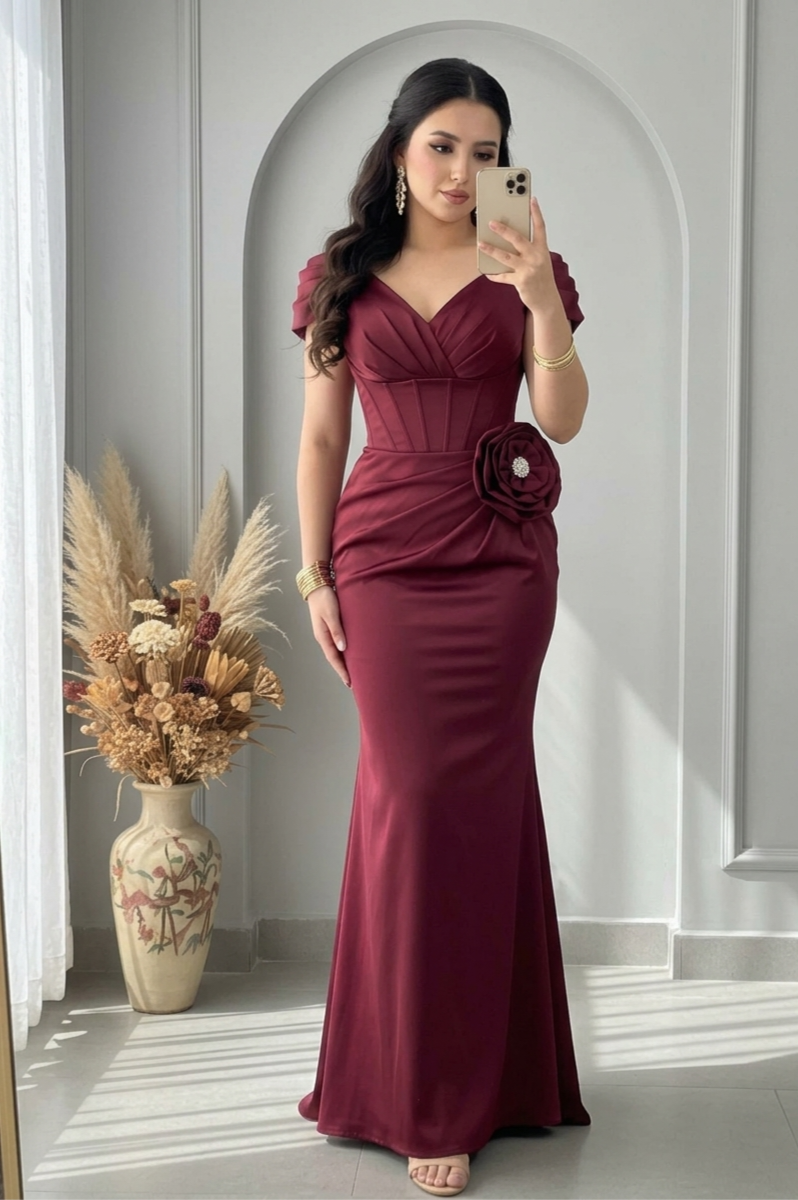Vestido Sirena Borgoña con Rosa 3D y Corset