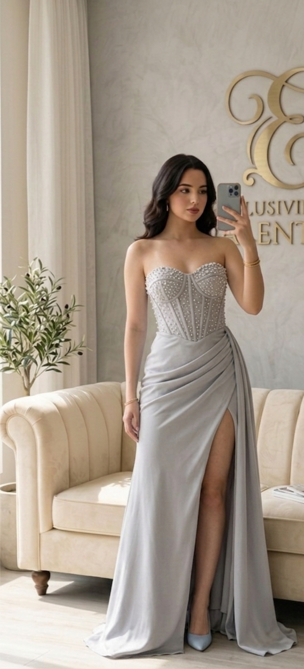 Vestido Gris Plata Corset Sweetheart Perlas Drapeado Abertura cod.V572