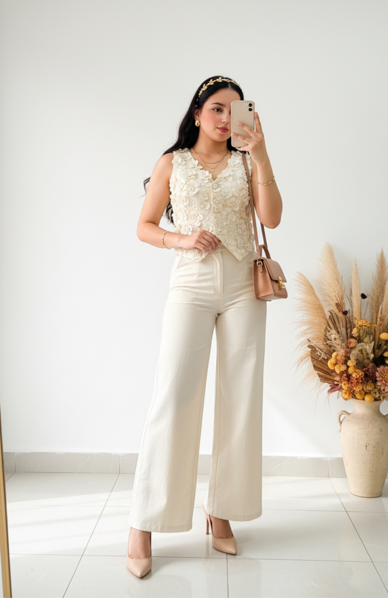 Blusa exclusiva tipo chaleco decorado con perlas y flores cod.11150