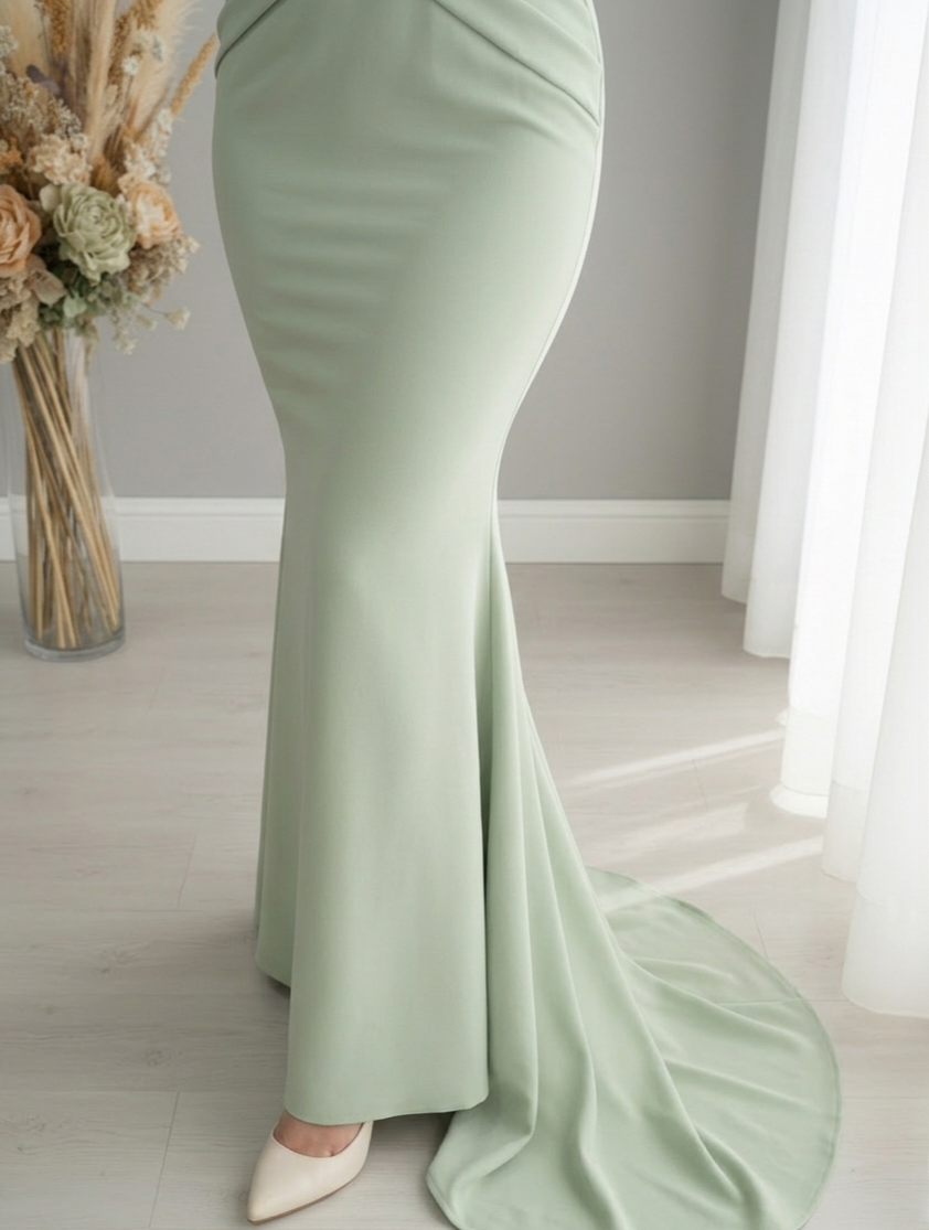 Vestido Verde Sage Sirena Escote V Manga Tul Perlas Cola cod.V570