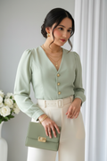 Blusa Verde Salvia con Botones Dorados cod.B543