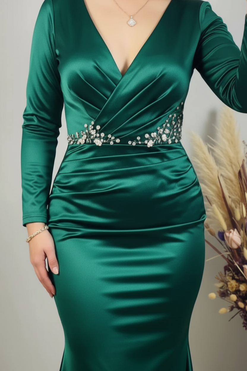 Vestido Verde Esmeralda Satén Escote V Mangas Largas Cristales cod.V0026