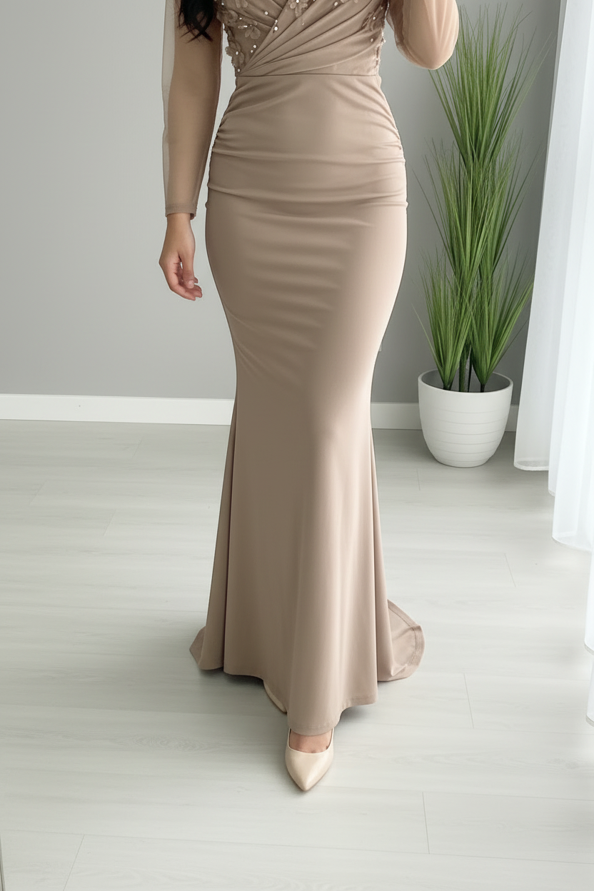 Vestido Beige Dorado Sirena Manga Larga Tul Flores 3D Perlas cod.V689
