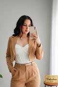 Conjunto Blazer Camel y top blanco cod.00148