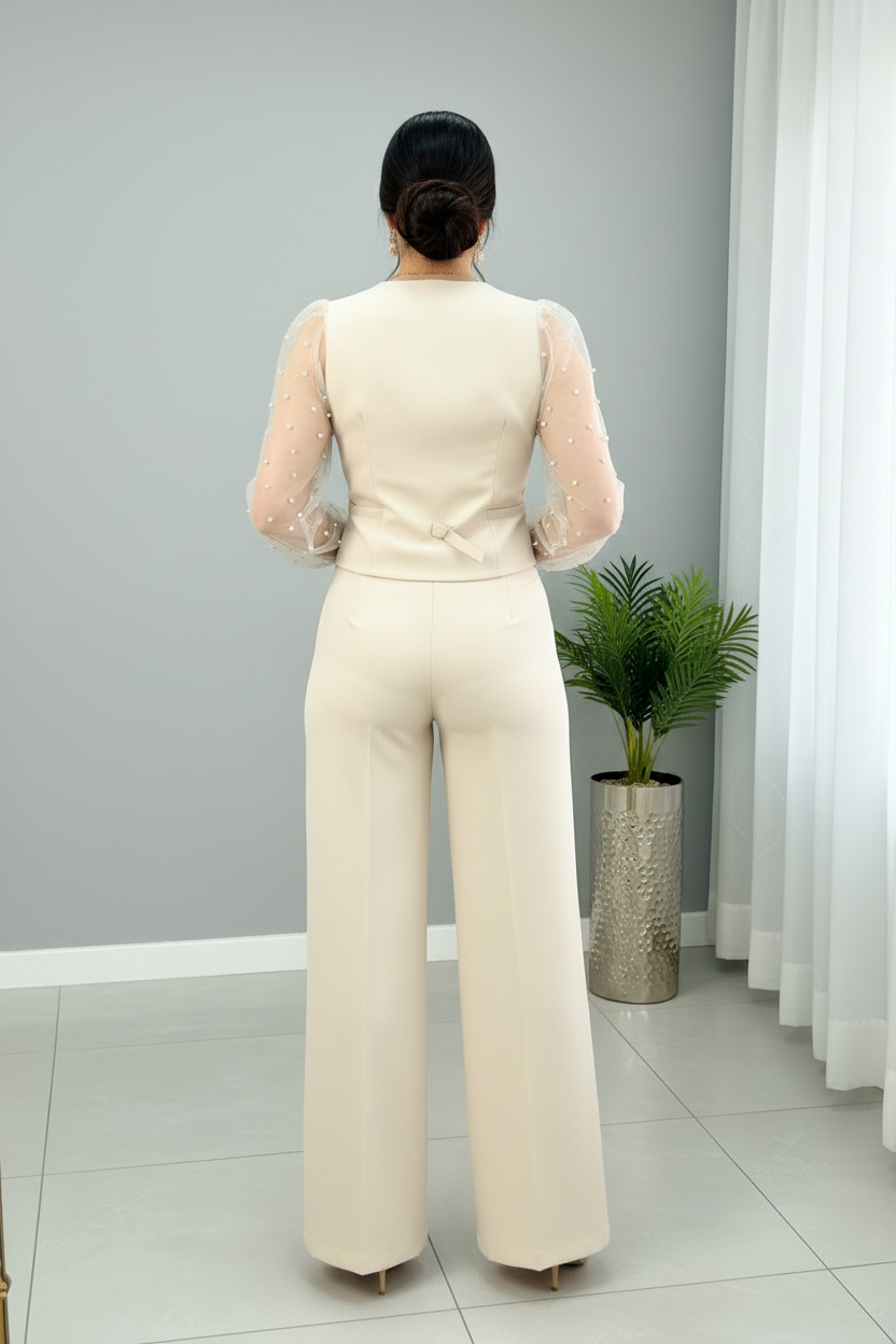 Conjunto Tres Piezas Crema — Tul con Perlas, Chaleco & Palazzo cod.873