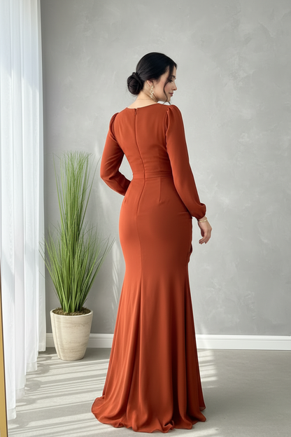 Vestido Terracota Manga Larga Sirena con Rosa D cod.967