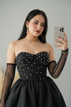 Vestido Negro Strapless Perlas Mangas Tul falda bombacha cod.V317