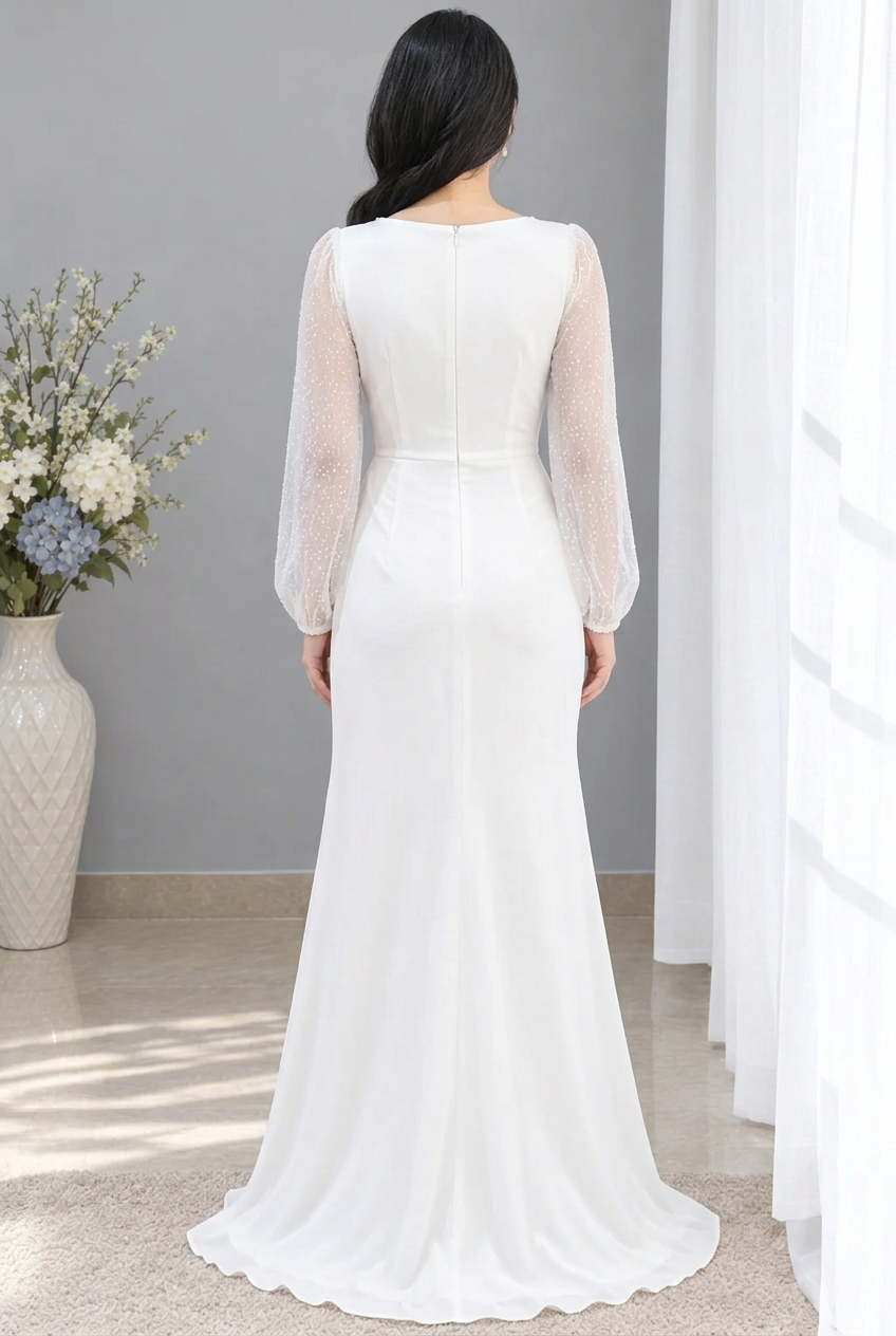 Vestido largo blanco escote V con mangas transparentes y abertura cod. VC033