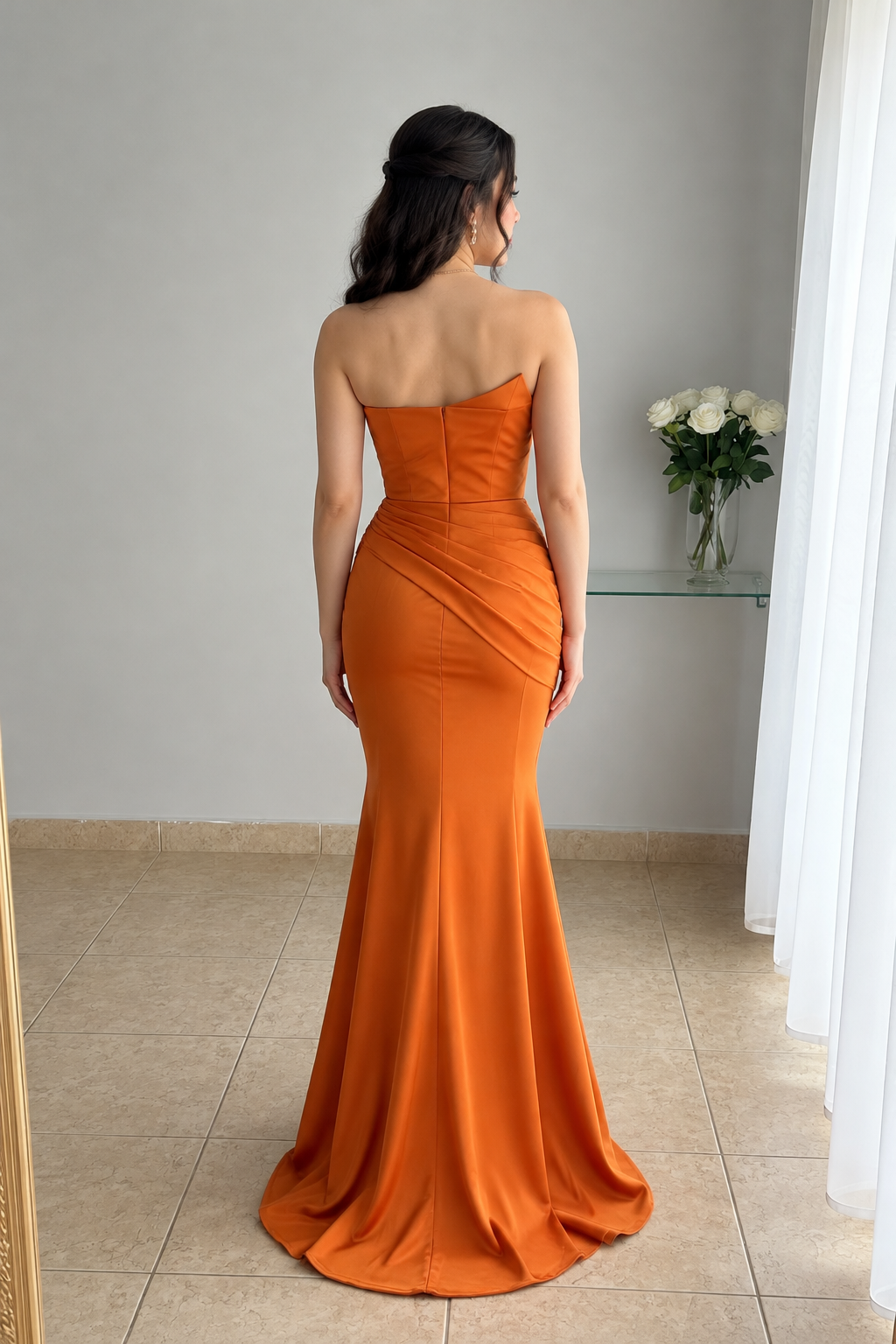 Vestido largo naranja strapless drapeado con abertura cod. VC020
