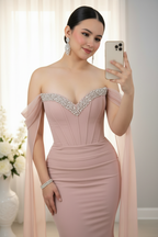 Vestido Largo Rosa Palo Off-Shoulder Corset con Cristales en V y Capa de Chifón cod.V9639