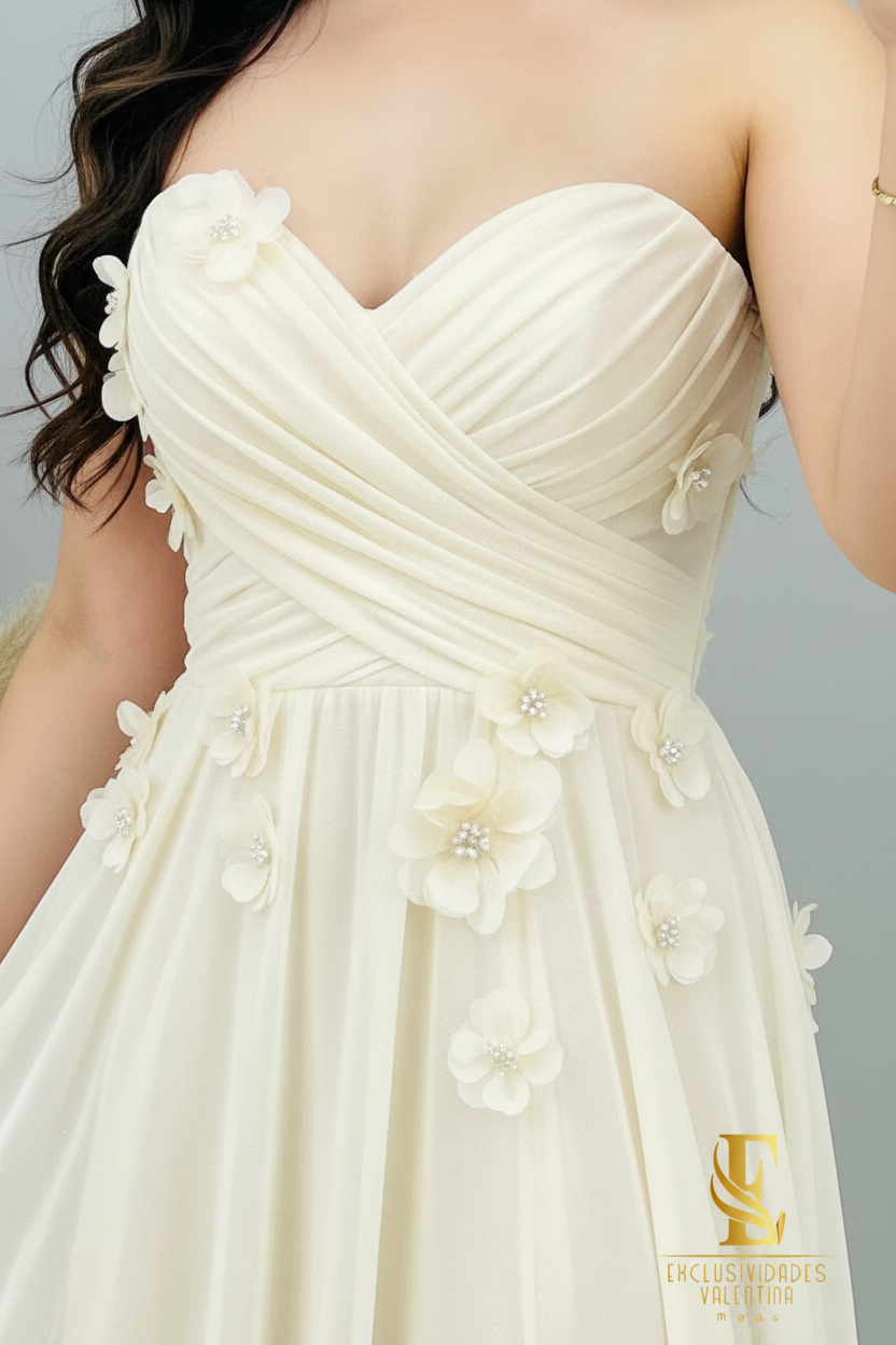 Vestido Ivory Strapless Escote Corazón Flores 3D Tul con Abertura cod.V296
