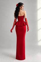 conjunto Gala Rojo Strapless Corset Perlas Peplum Lazo Guantes Tul cod.V0036