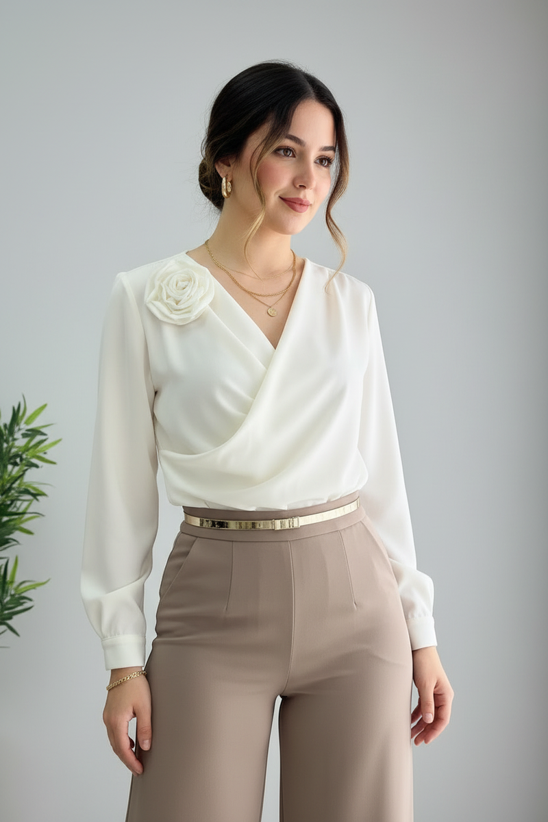 Blusa Blanca — Escote V Cruzado & Rosa D cod.870