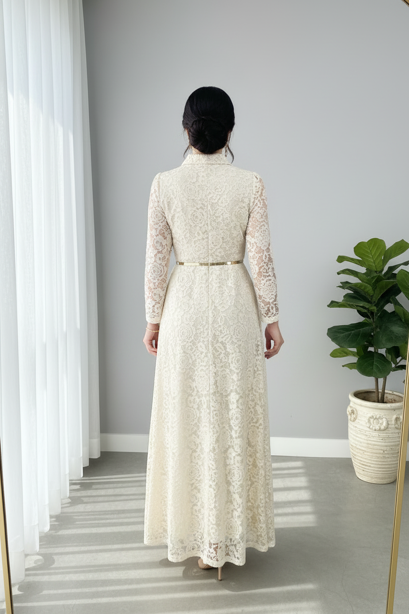Vestido Encaje Crema — Botones Dorados  cod.857