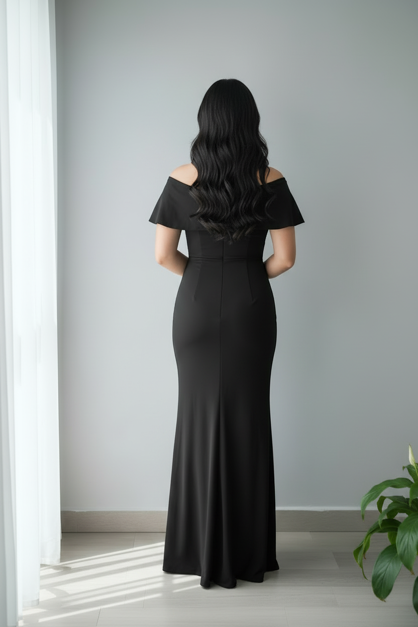 Vestido Negro Off-Shoulder Manga Corta Silueta Ajustada con Abertura cod.737