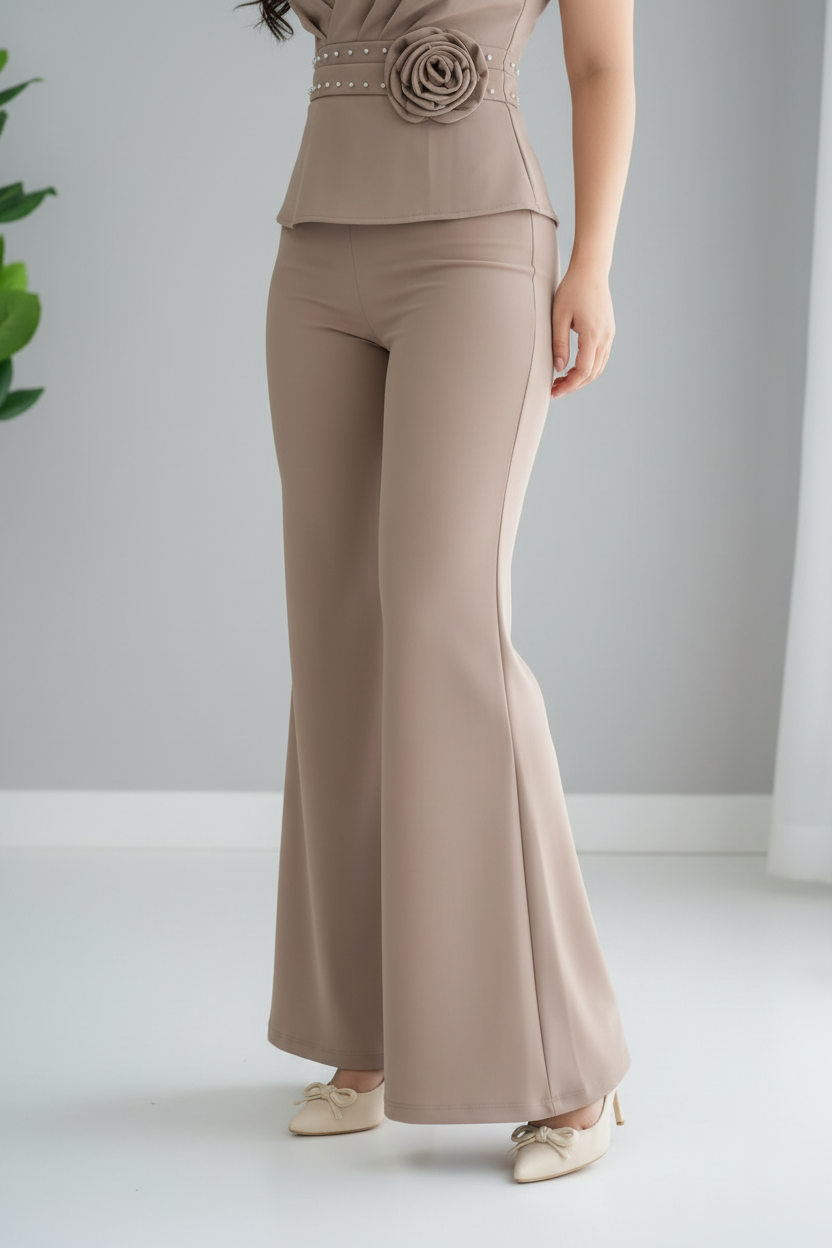 Conjunto taupe  Rosa 3D Perlas + Palazzo cod.C585