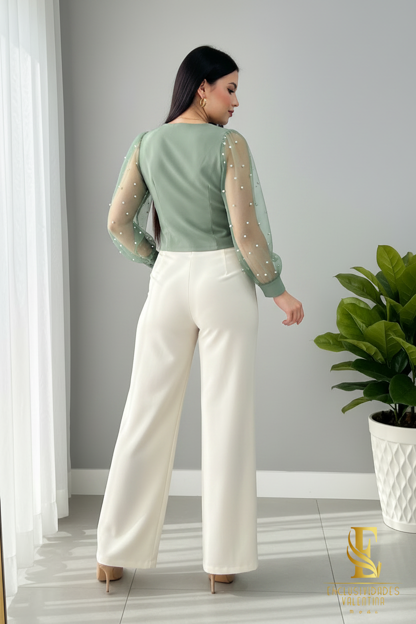 Conjunto Top Verde Sage con Perlas y Pantalón Blanco cod.0063