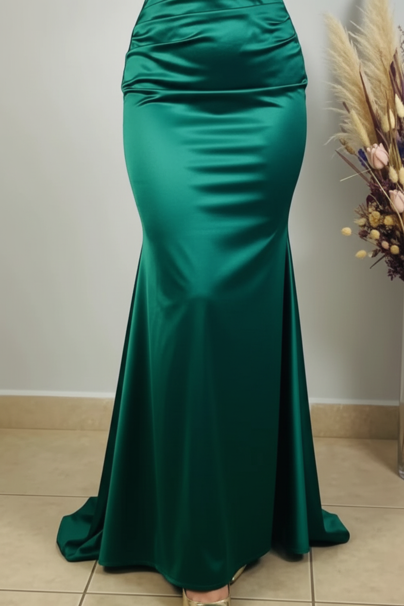 Vestido Verde Esmeralda Satén Escote V Mangas Largas Cristales cod.V0026