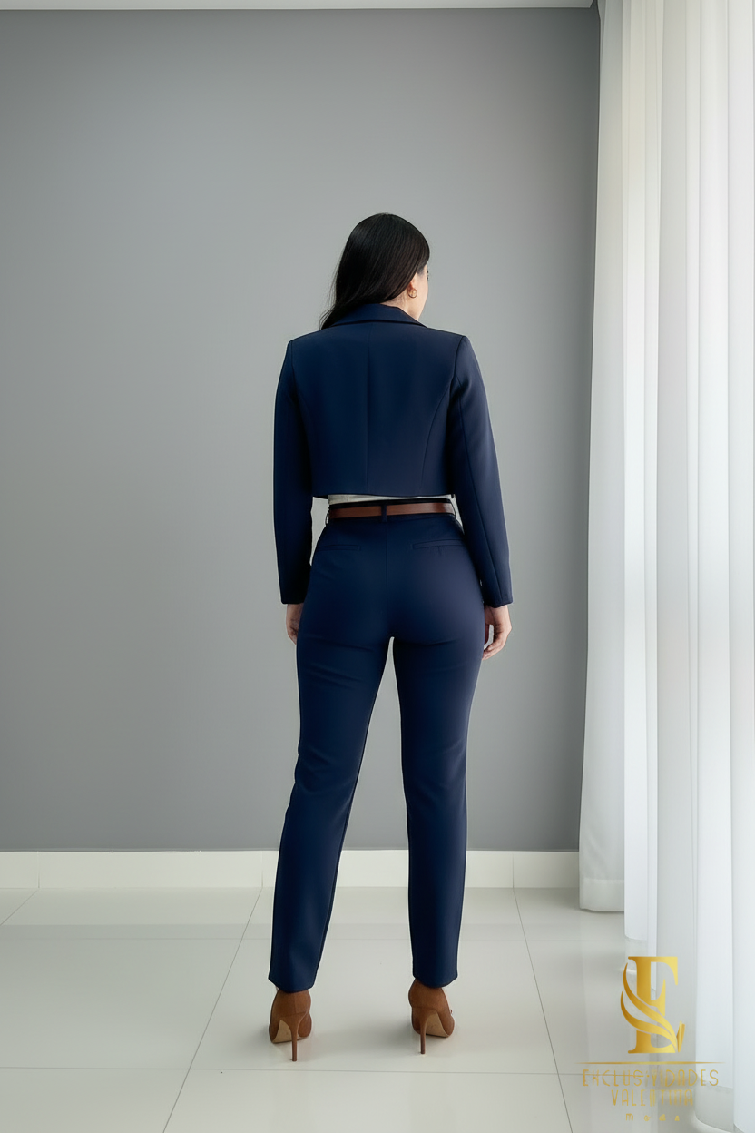 Conjunto 3 Piezas Azul Marino con Cinturón Café — Blazer Cropped + Bustier + Pantalón formal cod.0077