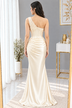 Vestido Cream, Un Hombro Corsét con Perlas cod.V0052
