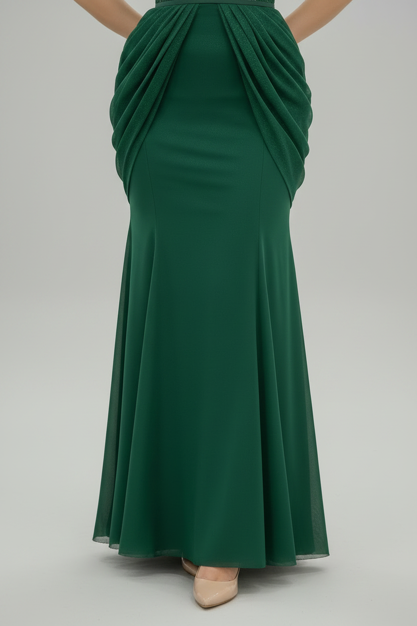 Vestido Verde Esmeralda — Corset Bordado con Pedrería y Drapeado Pétalos cod.V630