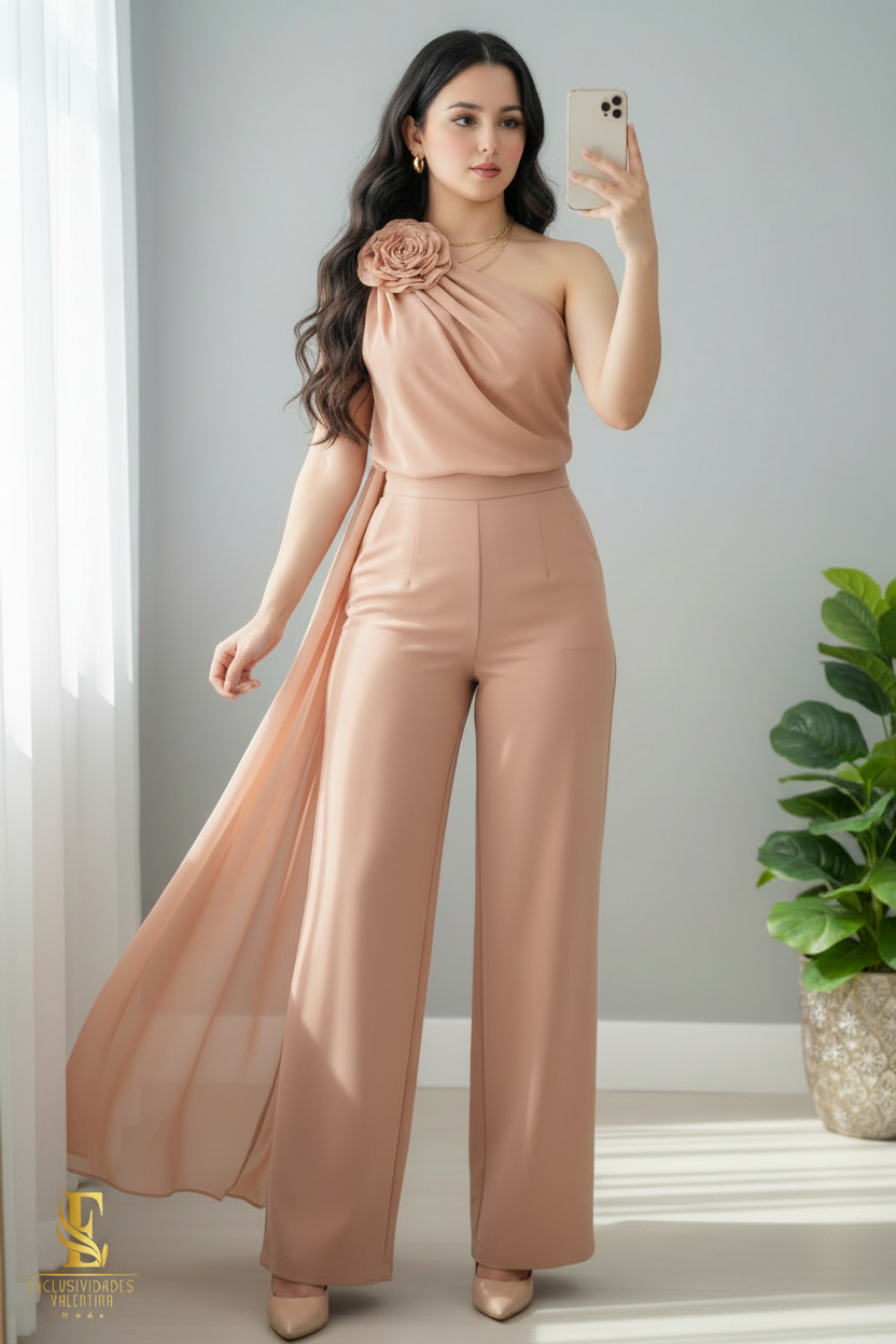 Conjunto Nude Salmón — Top Drapeado Un Hombro Rosa 3D con Capa & Palazzo cod.0045