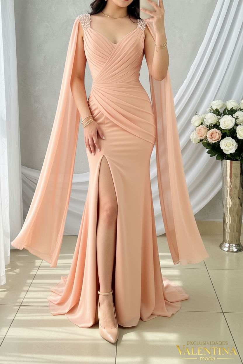 Vestido Salmón Sirena con Mangas Capa y Tirantes de Cristal cod.V509