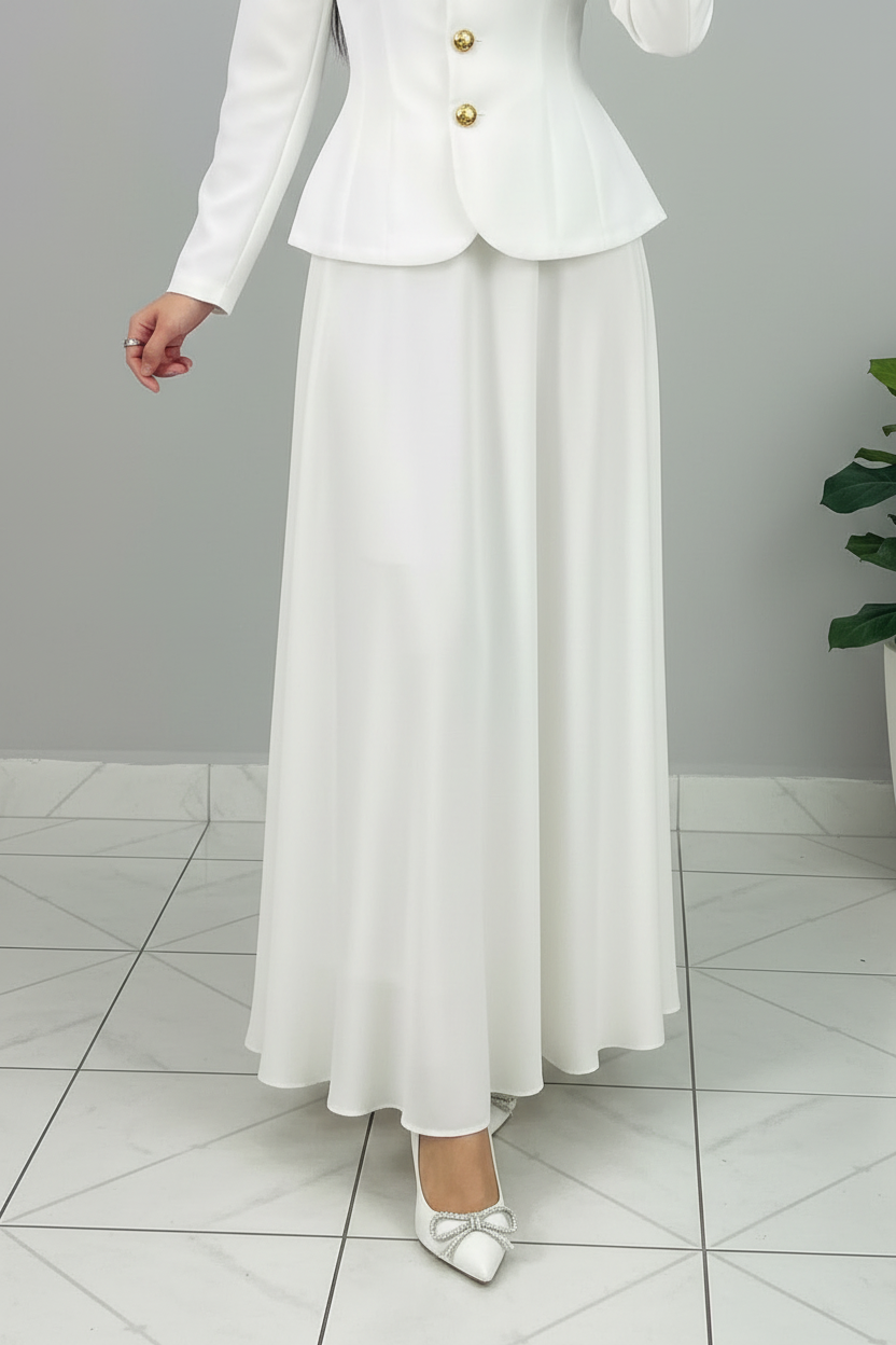 Conjunto Formal Blanco Blazer con Botones Dorados y Falda Maxi cod.501