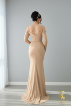 Vestido Champagne Dorado Sirena Manga Larga con Tirantes y Cadenas de Perlas cod.0072