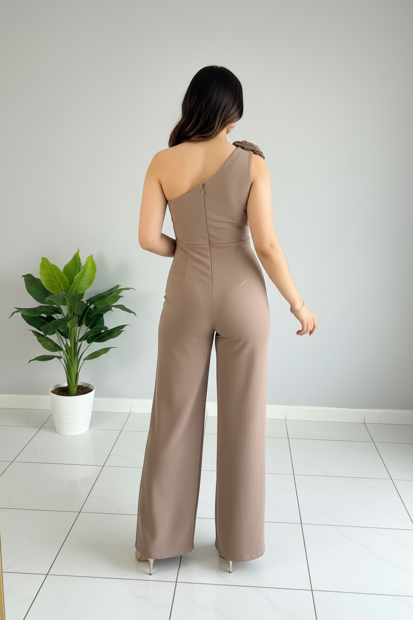 Jumpsuit Topo Un Hombro Asimétrico con Rosa 3D y Drapeado Palazzo cod.558