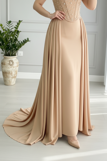 Vestido Nude Champagne Corset Illusion con Perlas, Rosa 3D y Falda Plisada a los lados cod.815