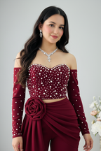Conjunto Gala Vinotinto Corset de Perlas Off-Shoulder y Palazzo con Rosa 3D cod.C0031