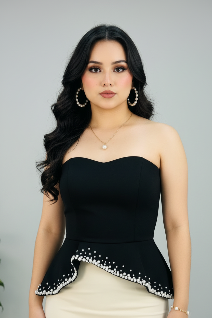 Conjunto Dos Piezas Top Negro Strapless Peplum con Perlas y Falda Sirena Crema cod.540
