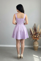 Vestido corto lila escote cuadrado con lazos cod. VC032