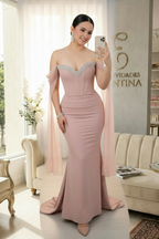 Vestido Largo Rosa Palo Off-Shoulder Corset con Cristales en V y Capa de Chifón cod.V9639