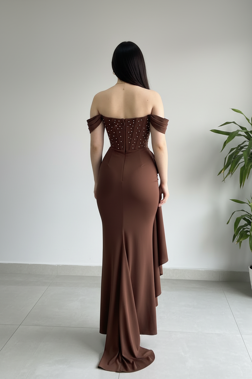 Vestido Formal Café Chocolate Off-Shoulder Corset con Perlas y Lazo