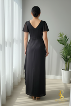 Vestido Negro Chiffon con Mangas Mariposa y Capa Drapeada cod.V674