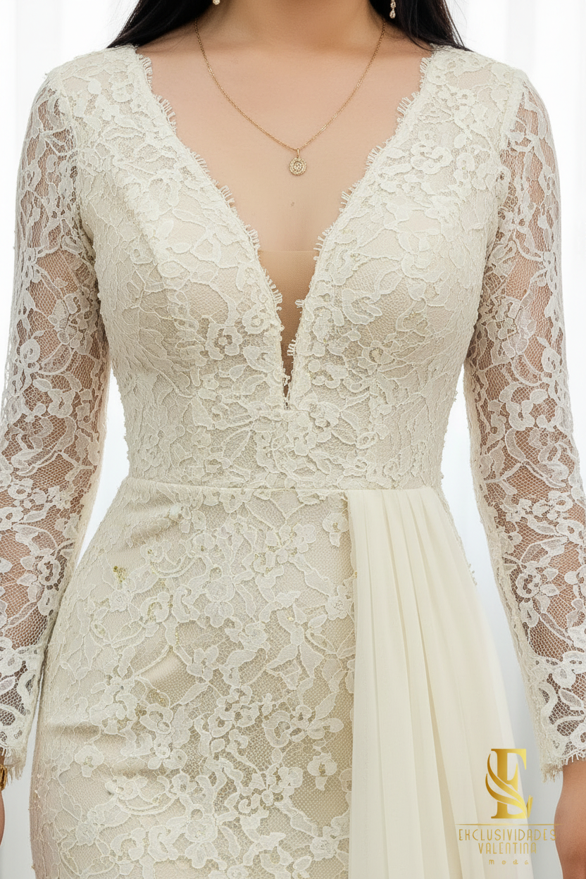 Vestido Ivory Encaje Floral Manga Larga con Tul Drapeado cod.V285