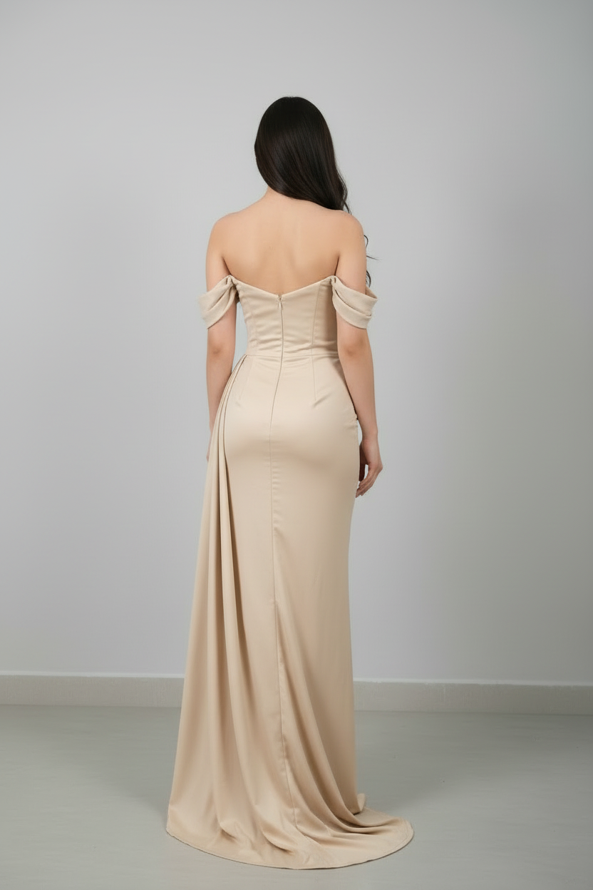 Vestido Champagne Dorado Off-Shoulder Drapeado con Abertura cod.644