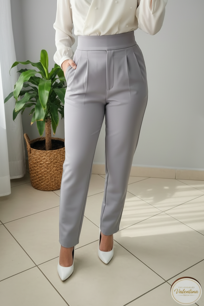 Conjunto 2 Piezas Blusa Blanca Satinada Cruzada y Pantalón Pitillo Gris cod.00146