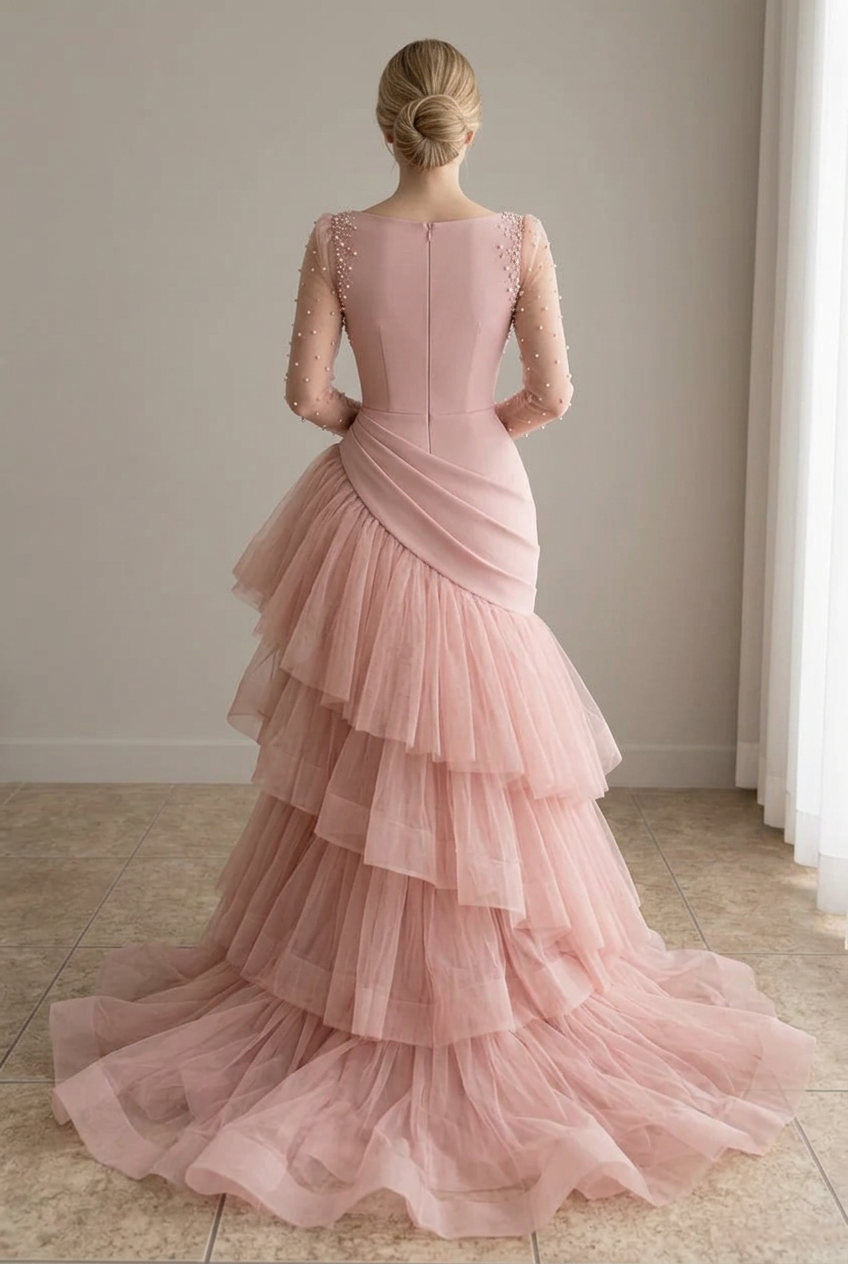 Vestido largo rosa empolvado con pedrería, tul en capas y cola cod. VC038