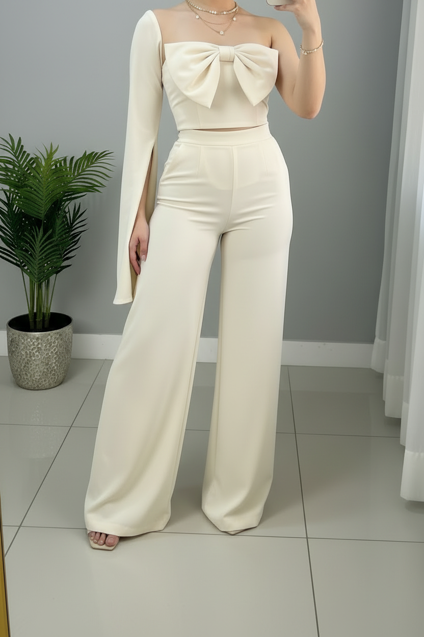 Set Crema Corset con Lazo 3D y Mangas Campana Exclusivo cod.806