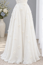 Vestido largo blanco sin tirantes con flores y pañuelo cod. VC035