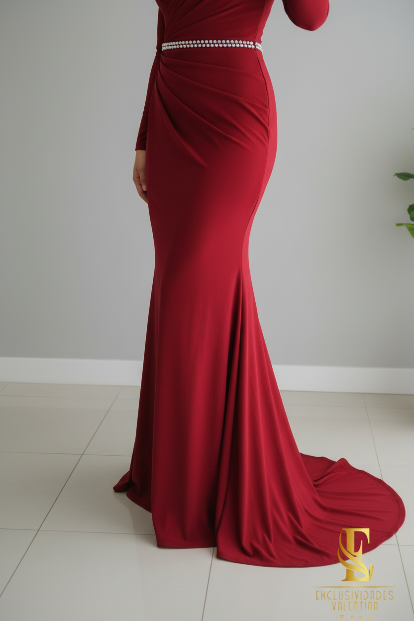 Vestido Sirena Rojo Vino con Cinturón Doble de Cristales Cod.V243