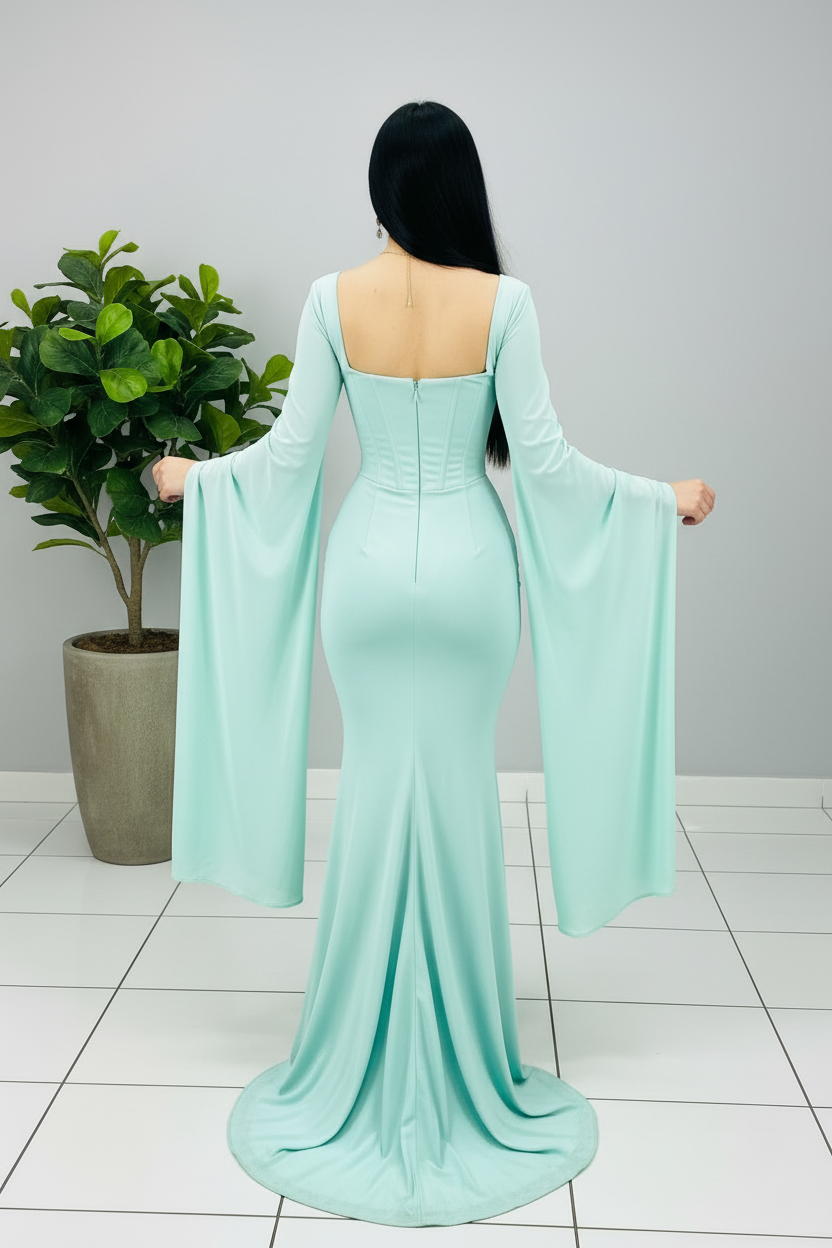 Vestido Verde Menta Corset con Mangas Campana Largas cod.647