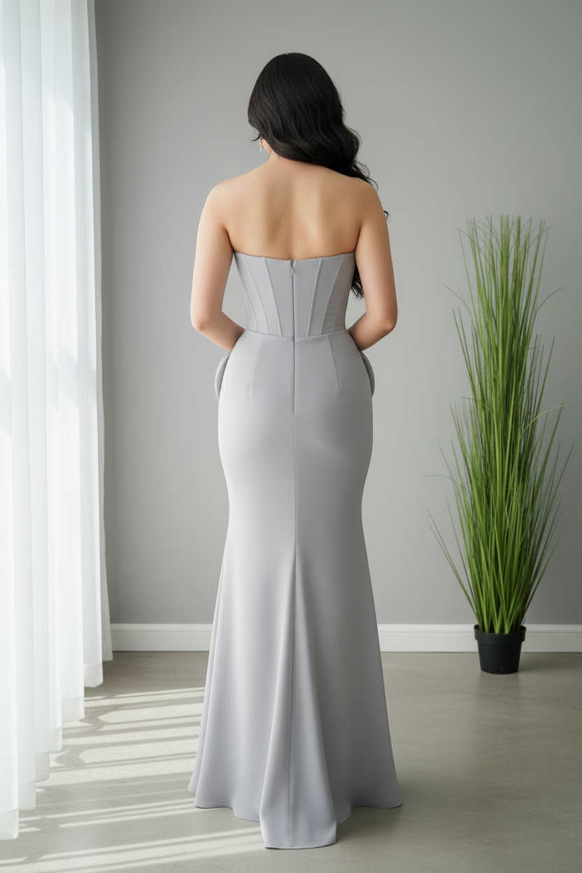 Vestido Gris Plata Strapless Corset Rosas 3D Sirena cod.V699
