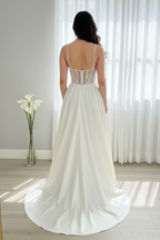 Vestido nupcial blanco corpino pedrería bordado falda A-line C.1941