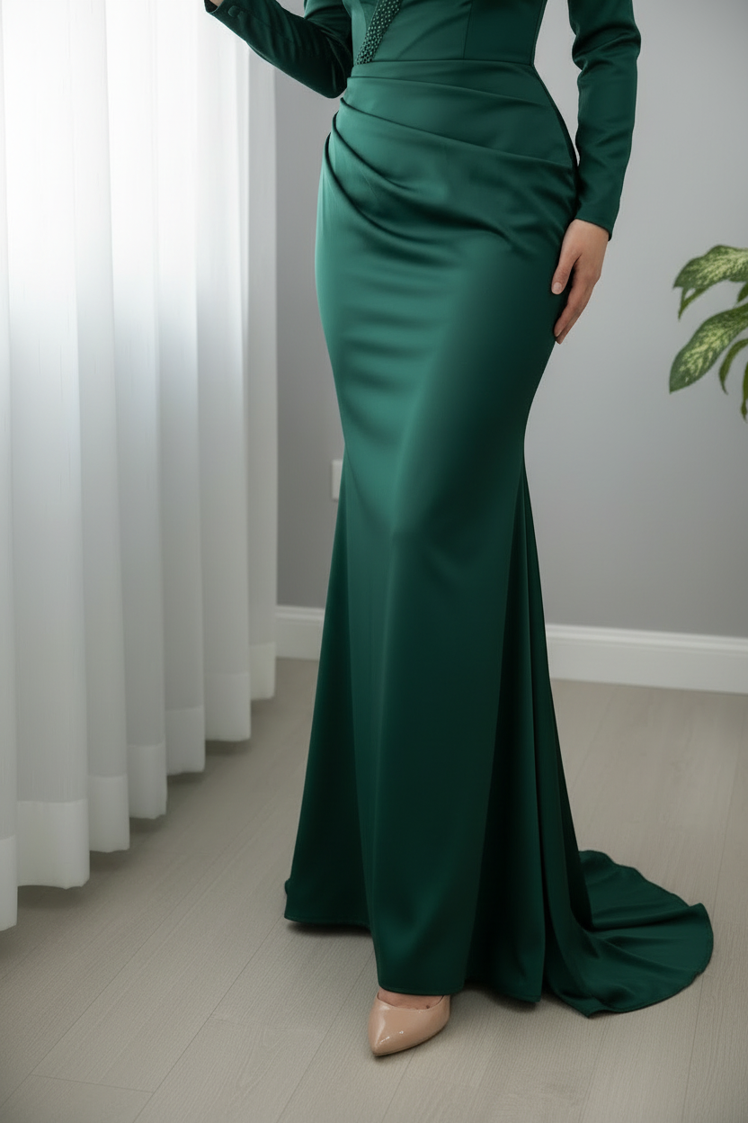 Vestido Verde Esmeralda Manga Larga Cuello V Perlas cod.0020
