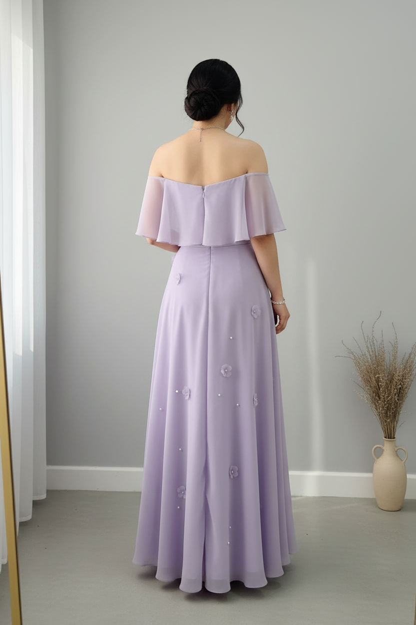 Vestido Lila Lavanda Escote Corazon Capelina Off-Shoulder Flores 3D Perlas A-Line cod.834