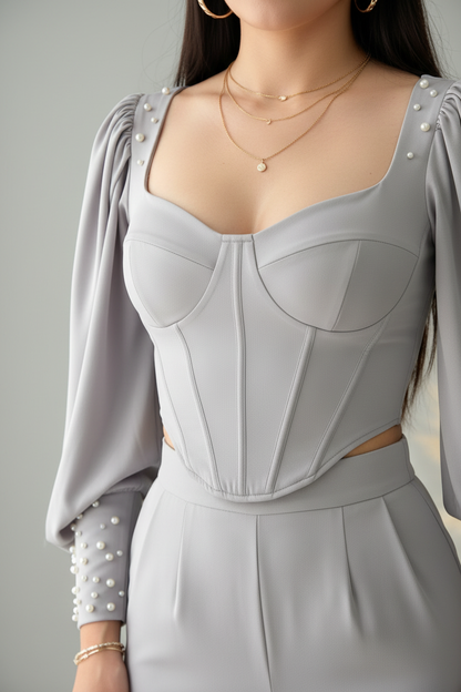 Conjunto Gris Perla Corset + Pantalón Palazzo con Mangas Abullonadas y Perlas cod.C779